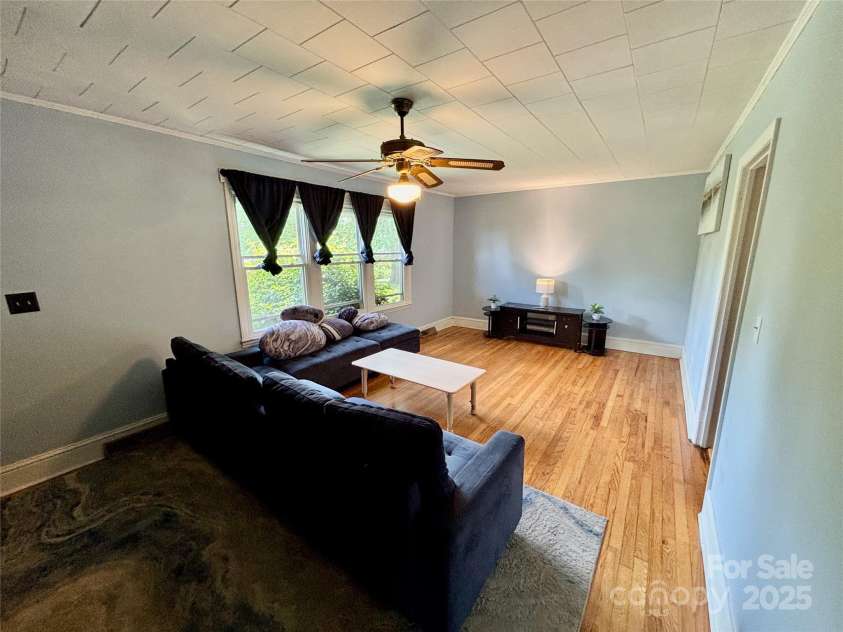 168 Collins Avenue, Forest City, NC 28043.  MLS# CAR4262721, YatesRealty ID 15289. 