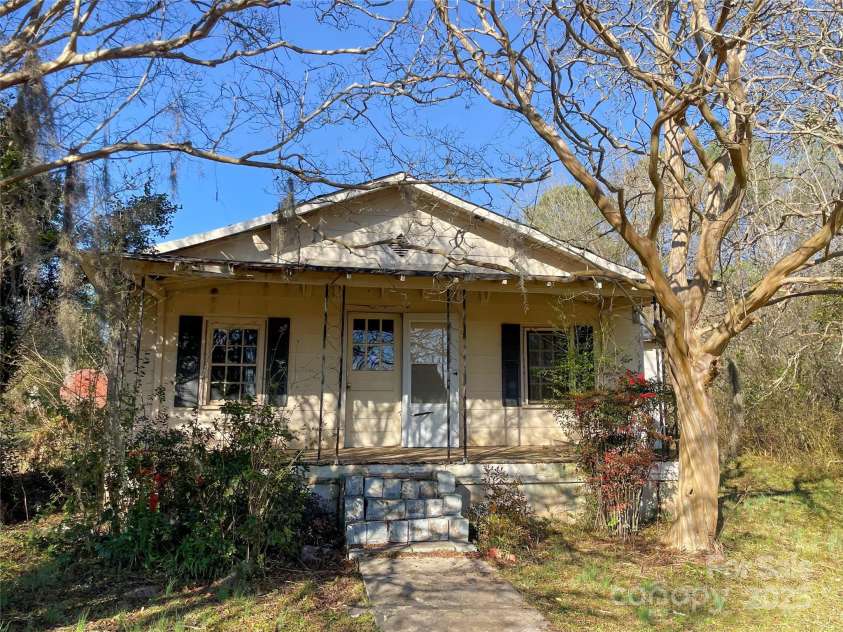 32 Tell Davidson Road, Chesterfield, SC 29709.  MLS# CAR4210125, YatesRealty ID 15289. 