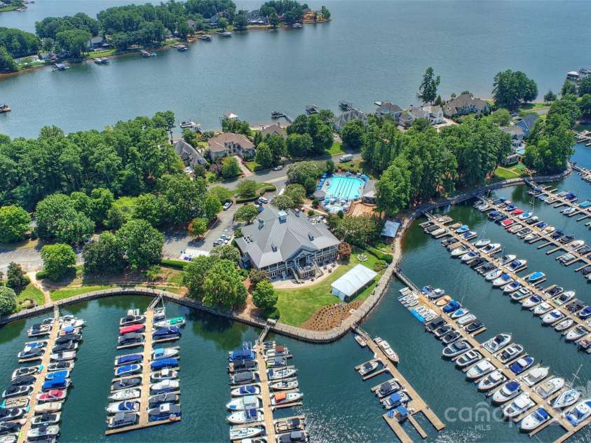 18019 Harbor Light Boulevard, Cornelius, NC 28031.  MLS# CAR3895525, YatesRealty ID 1529. YACHT CLUB