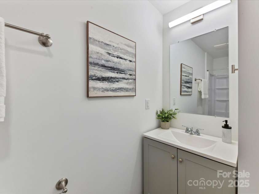 2508 Carrington Court, Charlotte, NC 28208.  MLS# CAR4288824, YatesRealty ID 1529. All new vanity and fixtures