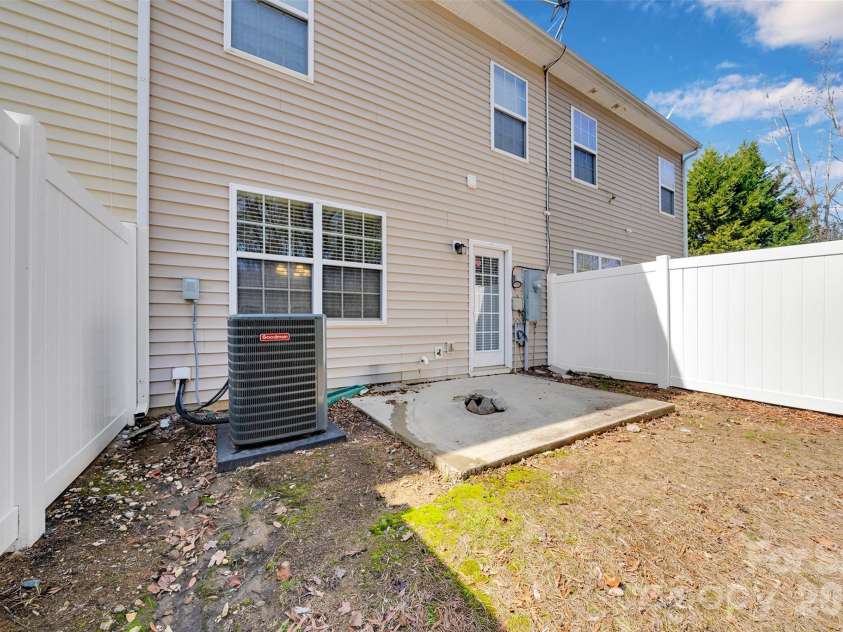 11722 Prideland Court, Charlotte, NC 28273.  MLS# CAR4354193, YatesRealty ID 15291. Back Exterior