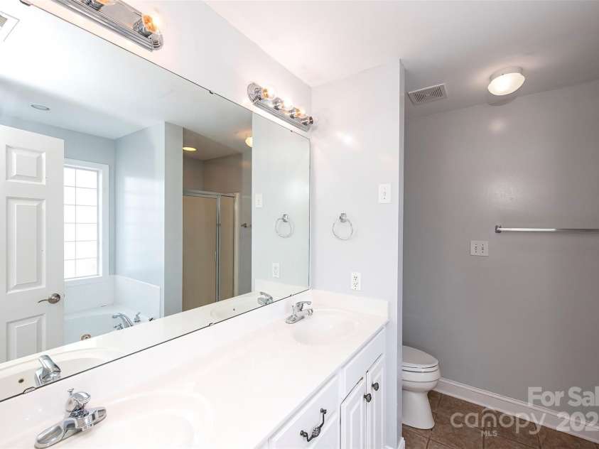 786 Treva Anne Drive, Concord, NC 28027.  MLS# CAR4257293, YatesRealty ID 15291. 