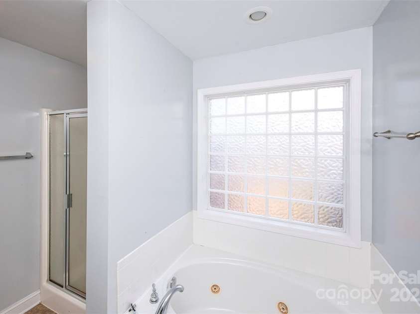 786 Treva Anne Drive, Concord, NC 28027.  MLS# CAR4257293, YatesRealty ID 15291. 