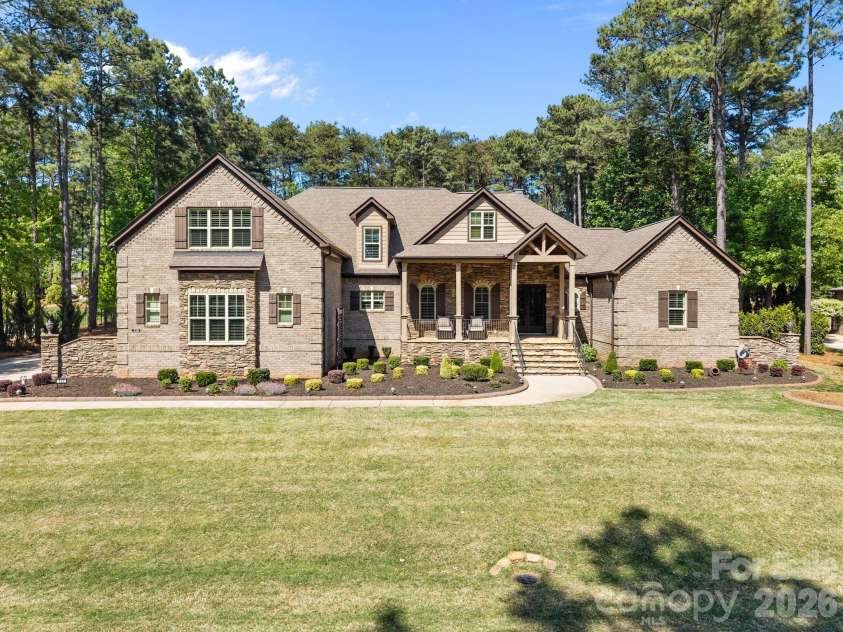 320 Barber Loop, Mooresville, NC 28117.  MLS# CAR4373221, YatesRealty ID 15292. 