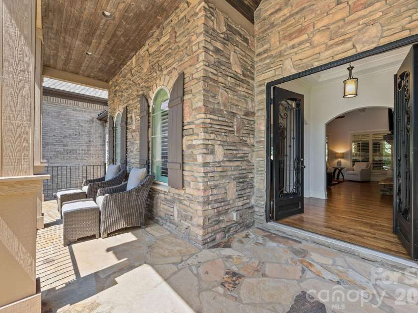 320 Barber Loop, Mooresville, NC 28117.  MLS# CAR4373221, YatesRealty ID 15292. 