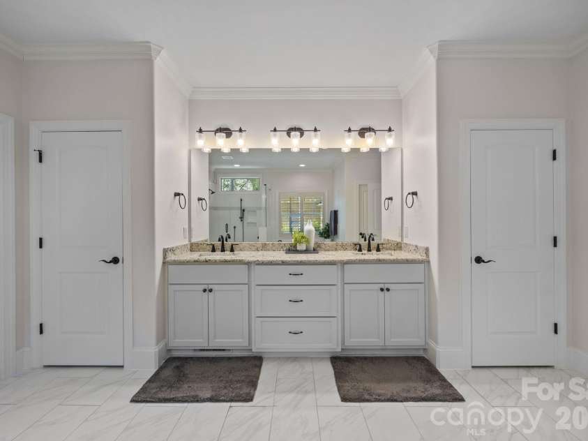 320 Barber Loop, Mooresville, NC 28117.  MLS# CAR4373221, YatesRealty ID 15292. 