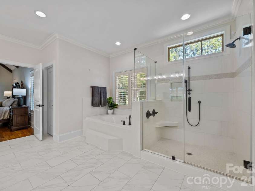320 Barber Loop, Mooresville, NC 28117.  MLS# CAR4373221, YatesRealty ID 15292. 