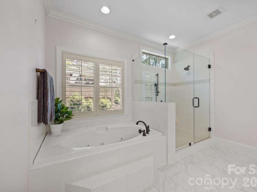 320 Barber Loop, Mooresville, NC 28117.  MLS# CAR4373221, YatesRealty ID 15292. 