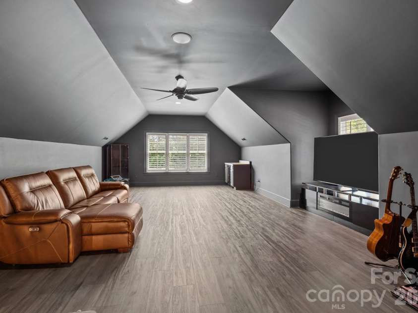320 Barber Loop, Mooresville, NC 28117.  MLS# CAR4373221, YatesRealty ID 15292. 