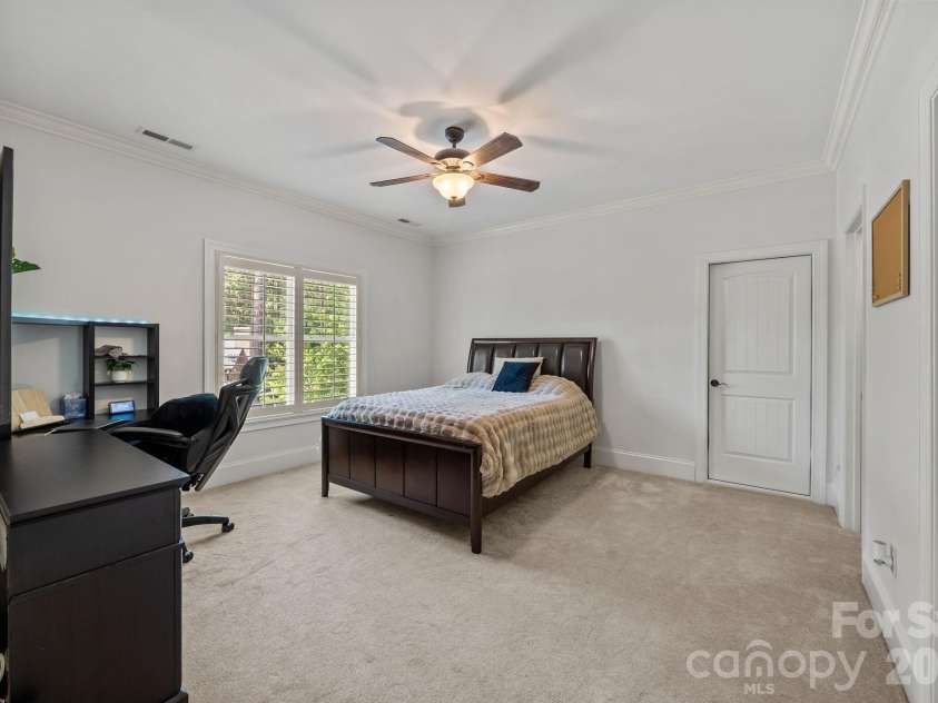 320 Barber Loop, Mooresville, NC 28117.  MLS# CAR4373221, YatesRealty ID 15292. 