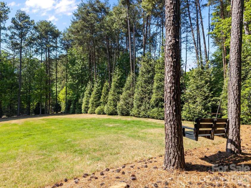 320 Barber Loop, Mooresville, NC 28117.  MLS# CAR4373221, YatesRealty ID 15292. 