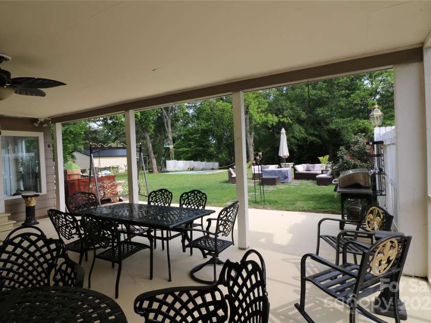 238 Mountain Street, Rutherfordton, NC 28139.  MLS# CAR4253975, YatesRealty ID 15293. 