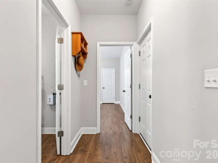 50 Glass Falls Trail, Black Mountain, NC 28711.  MLS# CAR4374383, YatesRealty ID 15294. 