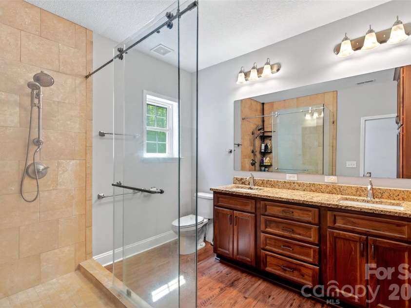 50 Glass Falls Trail, Black Mountain, NC 28711.  MLS# CAR4374383, YatesRealty ID 15294. 