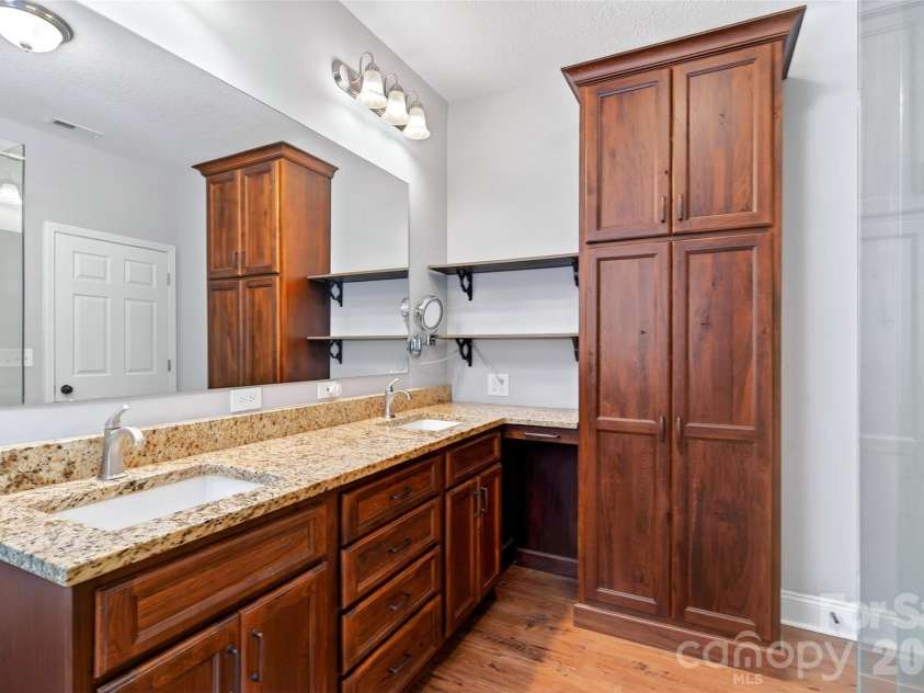 50 Glass Falls Trail, Black Mountain, NC 28711.  MLS# CAR4374383, YatesRealty ID 15294. 