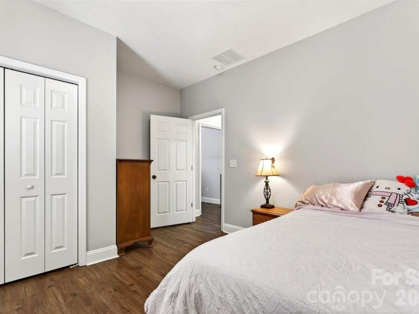 50 Glass Falls Trail, Black Mountain, NC 28711.  MLS# CAR4374383, YatesRealty ID 15294. 