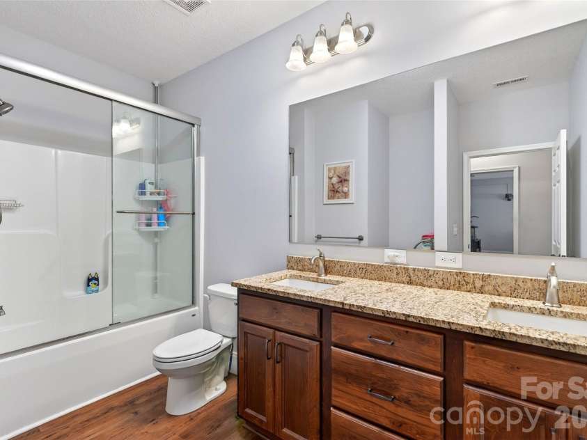 50 Glass Falls Trail, Black Mountain, NC 28711.  MLS# CAR4374383, YatesRealty ID 15294. 