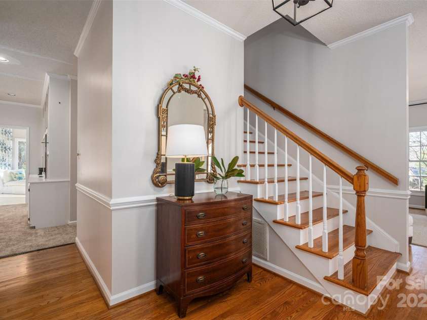 107 Doris Court, Lincolnton, NC 28092.  MLS# CAR4228422, YatesRealty ID 15295. 