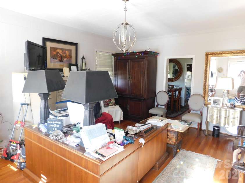 221 Charlotte Avenue, Rock Hill, SC 29730.  MLS# CAR4374410, YatesRealty ID 15295. 
