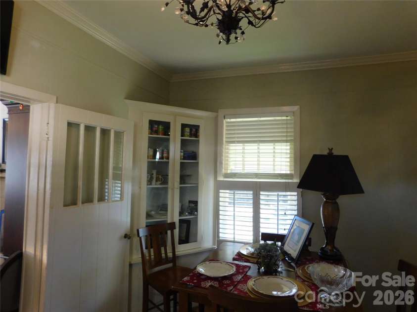 221 Charlotte Avenue, Rock Hill, SC 29730.  MLS# CAR4374410, YatesRealty ID 15295. 