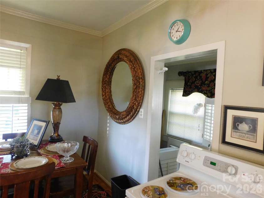 221 Charlotte Avenue, Rock Hill, SC 29730.  MLS# CAR4374410, YatesRealty ID 15295. 