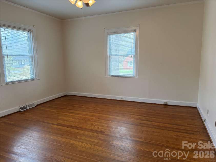 612 Ballard Street, Chester, SC 29706.  MLS# CAR4355125, YatesRealty ID 15297. Spacious and comfortable primary bedroom.