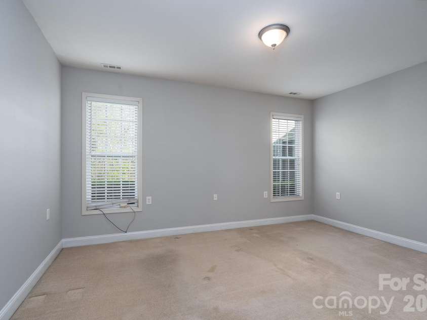 10030 Bishops Gate Boulevard, Pineville, NC 28134.  MLS# CAR4364694, YatesRealty ID 15298. 