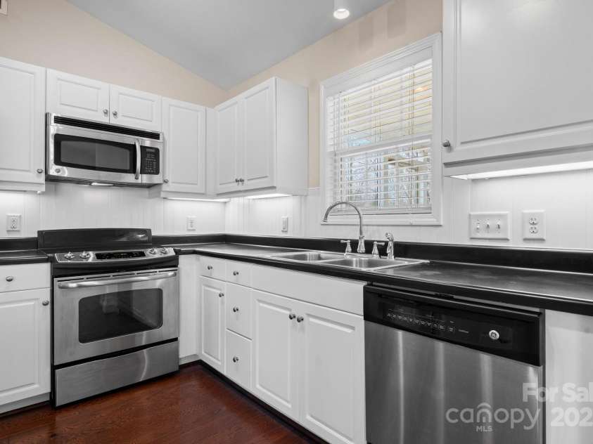 146 Lady Slipper Lane, Valdese, NC 28690.  MLS# CAR4238336, YatesRealty ID 15298. 
