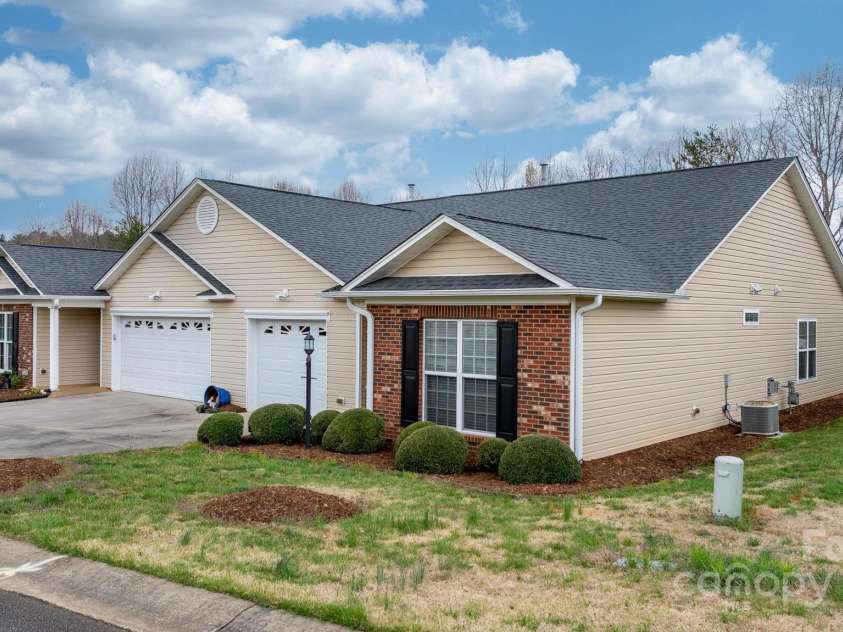 146 Lady Slipper Lane, Valdese, NC 28690.  MLS# CAR4238336, YatesRealty ID 15298. 