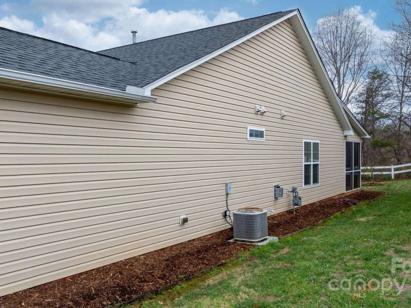 146 Lady Slipper Lane, Valdese, NC 28690.  MLS# CAR4238336, YatesRealty ID 15298. 