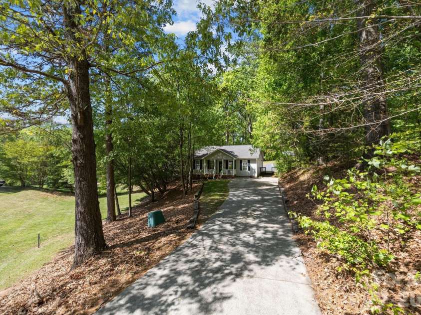 124 Stately Pines Drive, Troutman, NC 28166.  MLS# CAR4370246, YatesRealty ID 15299. 