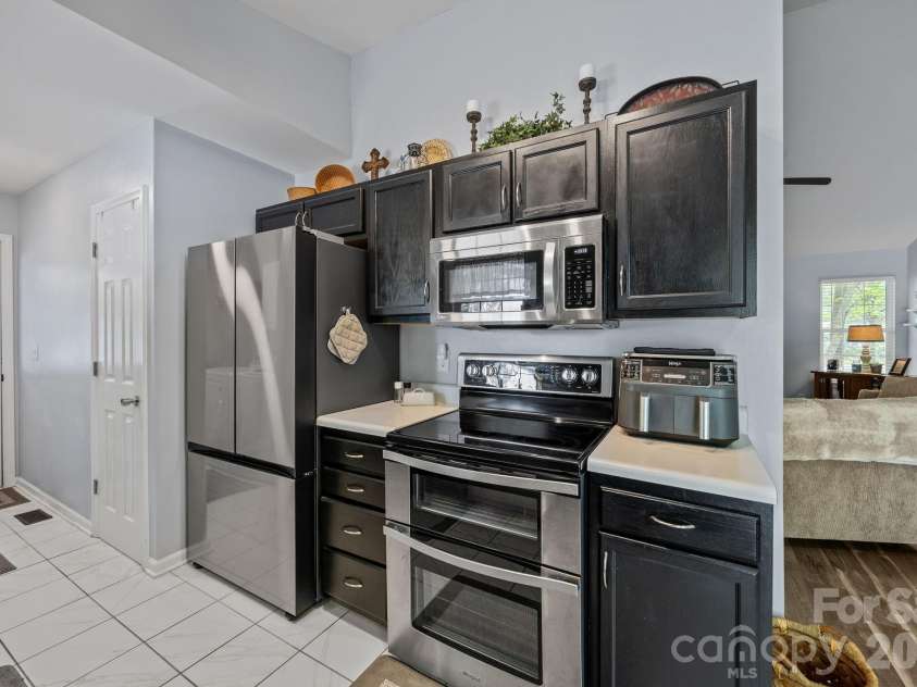 124 Stately Pines Drive, Troutman, NC 28166.  MLS# CAR4370246, YatesRealty ID 15299. 
