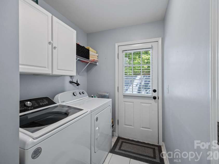 124 Stately Pines Drive, Troutman, NC 28166.  MLS# CAR4370246, YatesRealty ID 15299. 