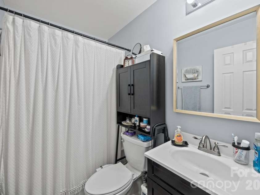 124 Stately Pines Drive, Troutman, NC 28166.  MLS# CAR4370246, YatesRealty ID 15299. 