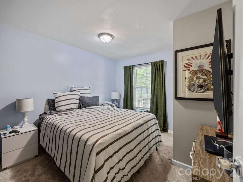 124 Stately Pines Drive, Troutman, NC 28166.  MLS# CAR4370246, YatesRealty ID 15299. 