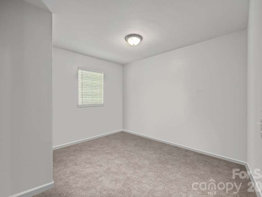124 Stately Pines Drive, Troutman, NC 28166.  MLS# CAR4370246, YatesRealty ID 15299. 