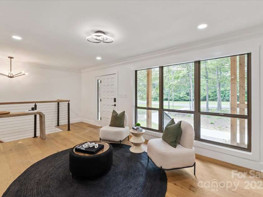 5033 Waxhaw Indian Trail Road, Matthews, NC 28104.  MLS# CAR4260801, YatesRealty ID 15299. 