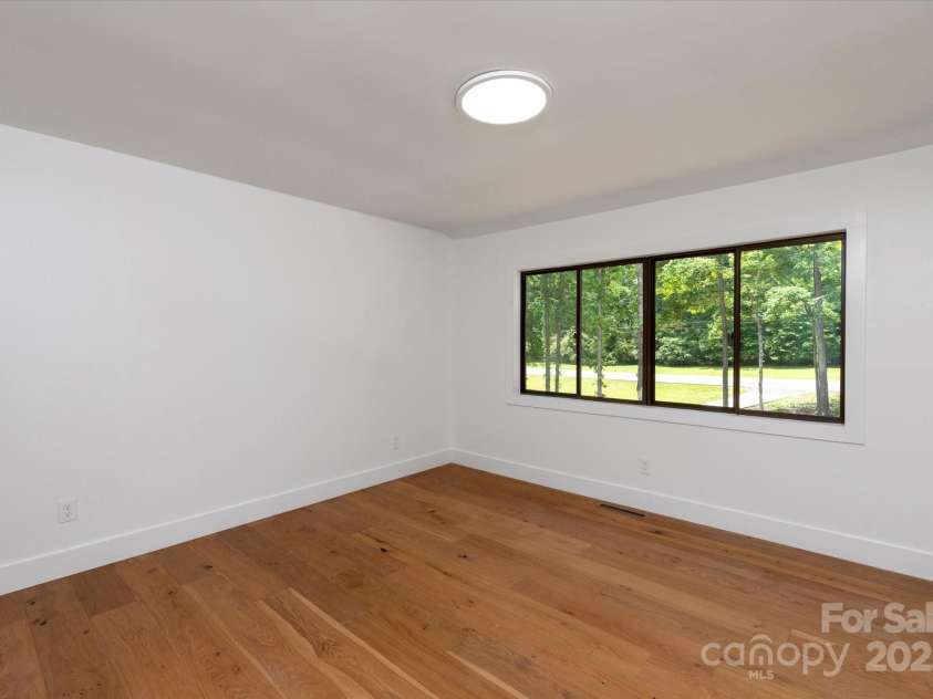 5033 Waxhaw Indian Trail Road, Matthews, NC 28104.  MLS# CAR4260801, YatesRealty ID 15299. 