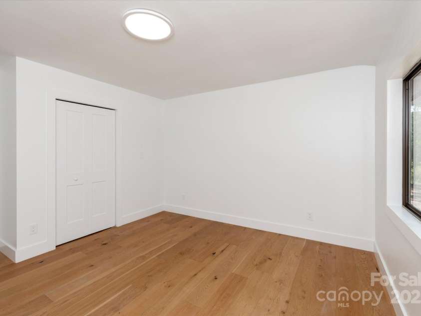 5033 Waxhaw Indian Trail Road, Matthews, NC 28104.  MLS# CAR4260801, YatesRealty ID 15299. 