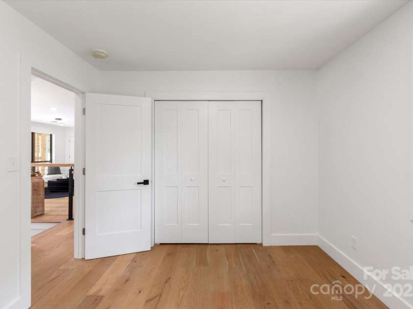 5033 Waxhaw Indian Trail Road, Matthews, NC 28104.  MLS# CAR4260801, YatesRealty ID 15299. 