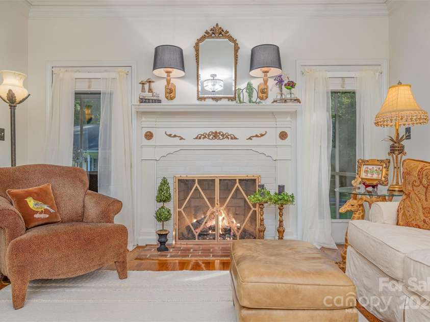 10227 Mount Holly Road, Charlotte, NC 28214.  MLS# CAR4168183, YatesRealty ID 153. 