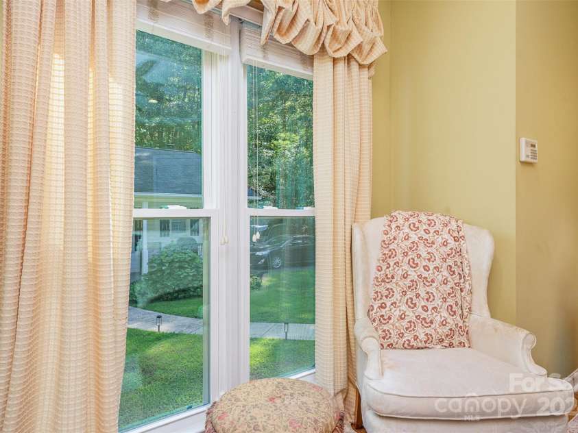 10227 Mount Holly Road, Charlotte, NC 28214.  MLS# CAR4168183, YatesRealty ID 153. 