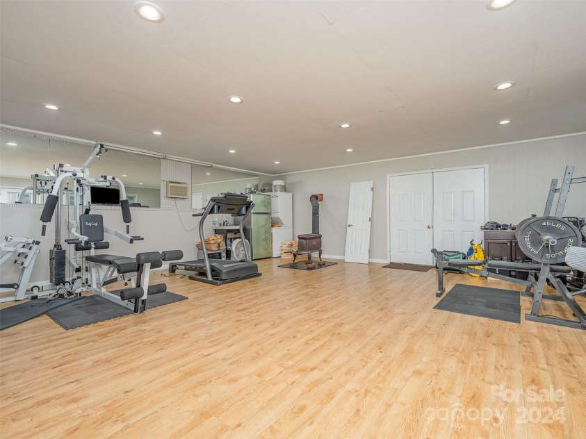 10227 Mount Holly Road, Charlotte, NC 28214.  MLS# CAR4168183, YatesRealty ID 153. 