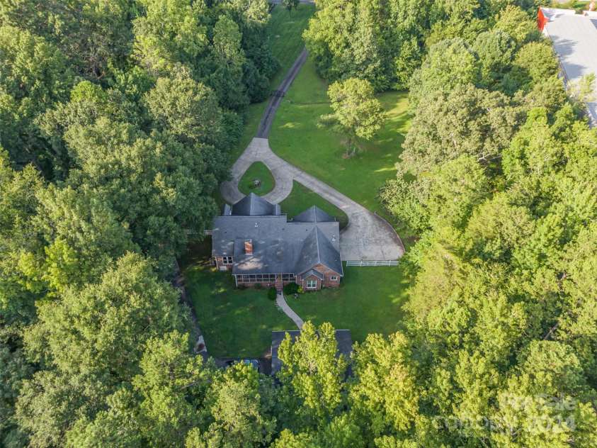 10227 Mount Holly Road, Charlotte, NC 28214.  MLS# CAR4168183, YatesRealty ID 153. 