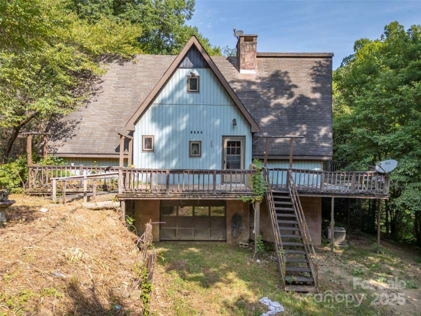 1084 Old Howard Gap Road, Saluda, NC 28773.  MLS# CAR4162081, YatesRealty ID 153. 