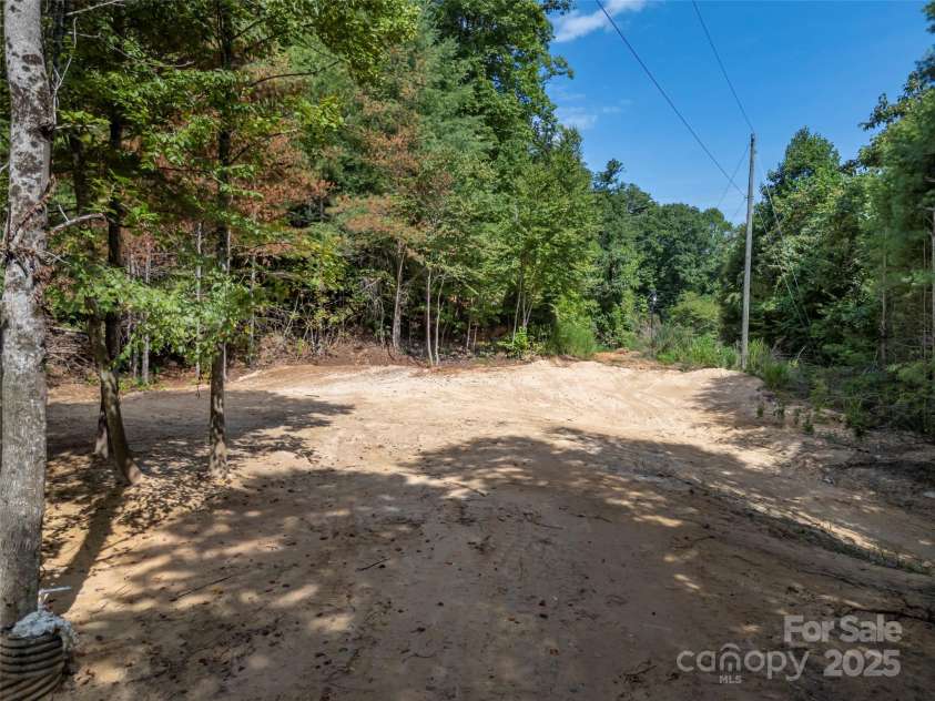 1084 Old Howard Gap Road, Saluda, NC 28773.  MLS# CAR4162081, YatesRealty ID 153. 