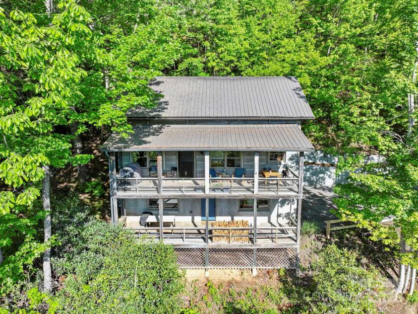 131 John Knox Road, Montreat, NC 28757.  MLS# CAR4254614, YatesRealty ID 15300. 