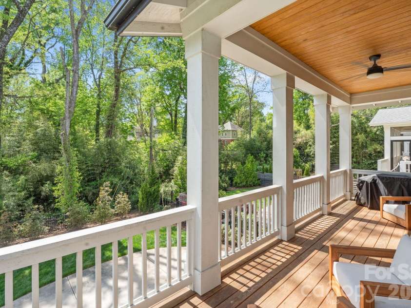 2652 Chesterfield Avenue, Charlotte, NC 28205.  MLS# CAR4369111, YatesRealty ID 15300. 