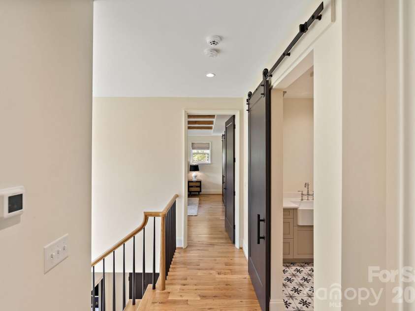 2652 Chesterfield Avenue, Charlotte, NC 28205.  MLS# CAR4369111, YatesRealty ID 15300. 