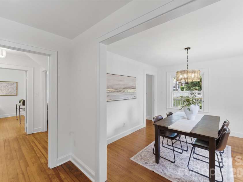 2137 Lanier Avenue, Charlotte, NC 28205.  MLS# CAR4371428, YatesRealty ID 15302. 